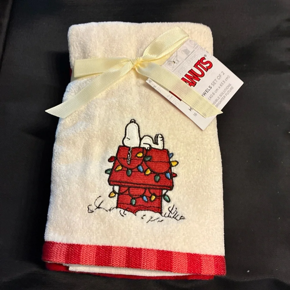 Peanuts Cream Hand Towels Set with Ribbon
